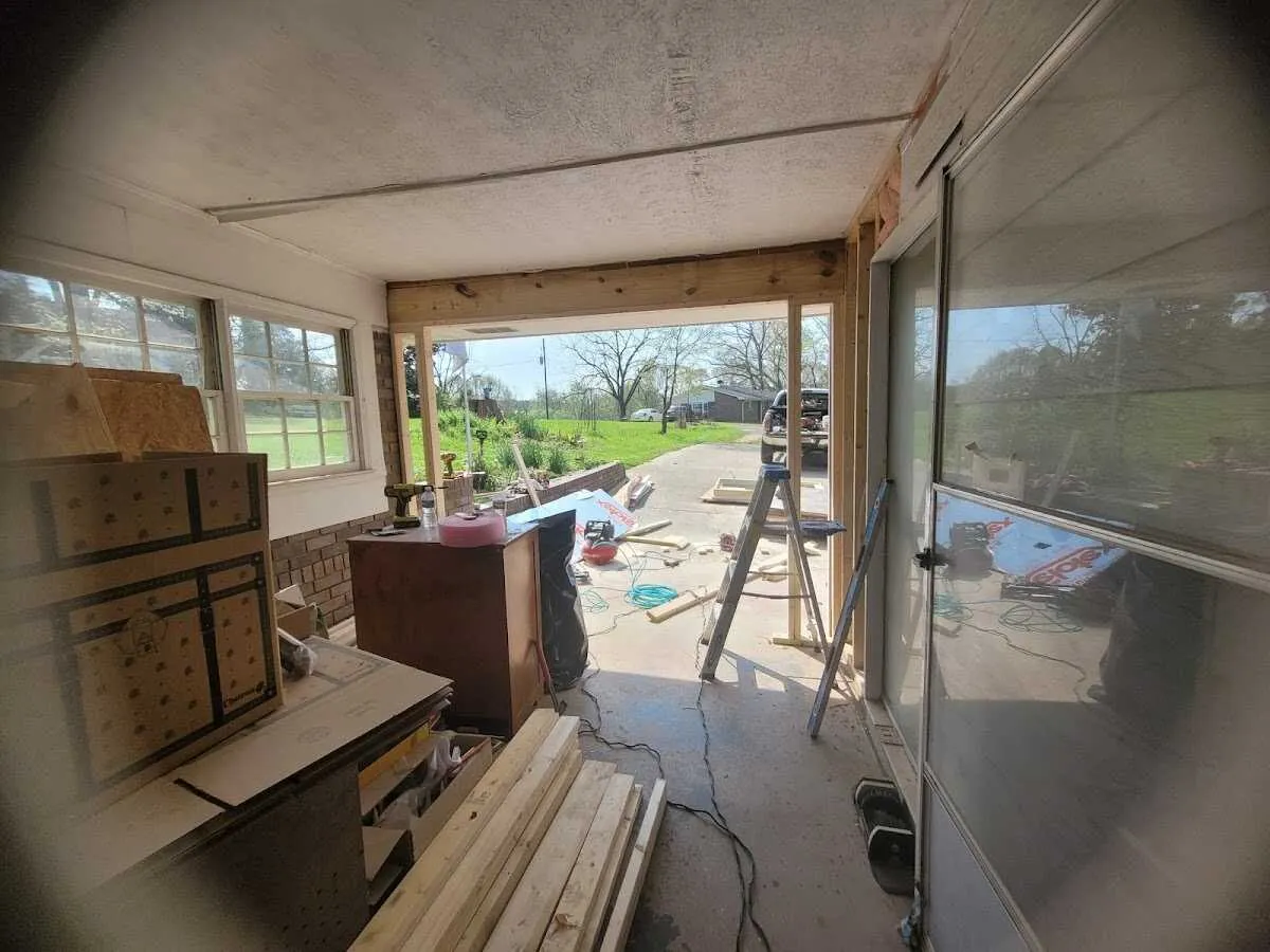 Air movers and dehumidifier for Drying & Dehumidification in Sunrise